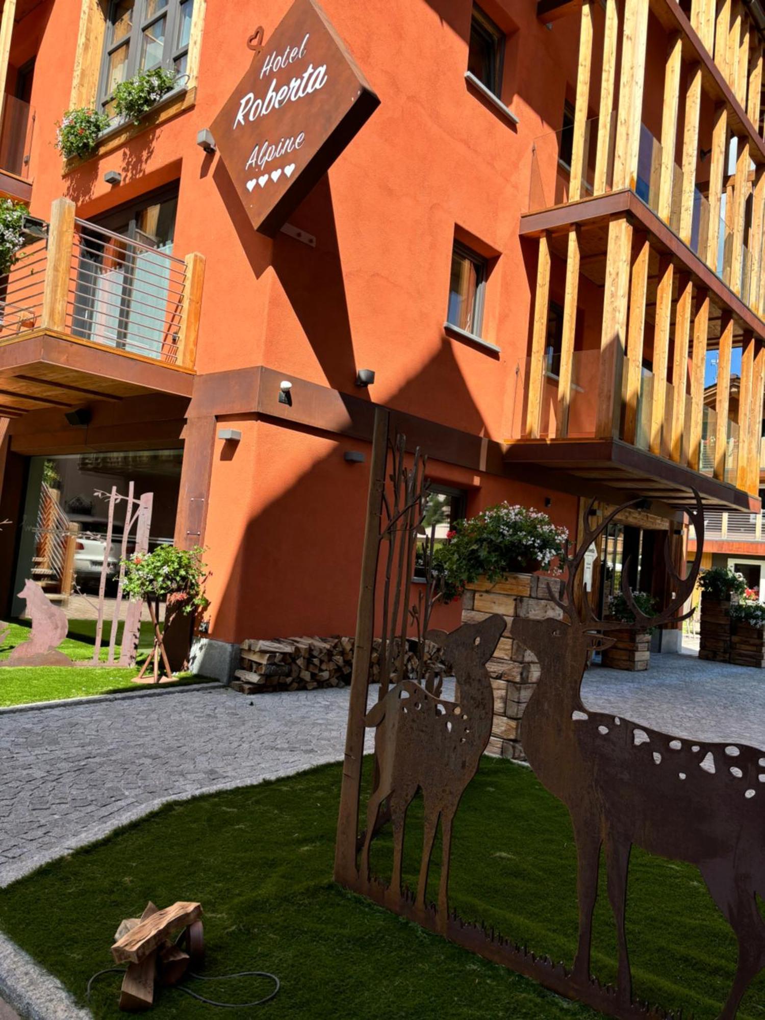 Hotel Roberta Alpine Adults Only Livigno Exterior photo